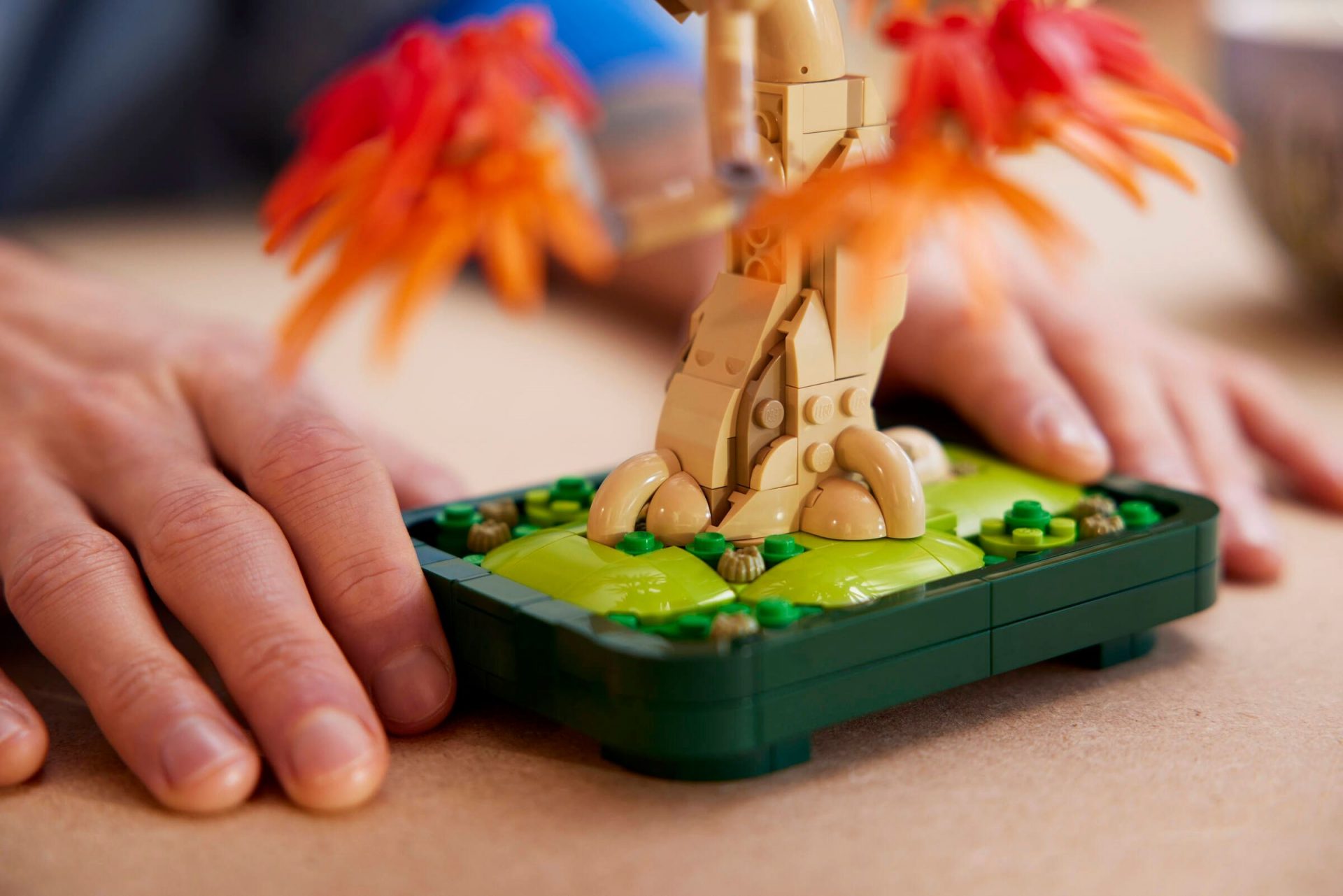 LEGO 10348 Japanischer Roter Ahorn – Bonsai-Baum – Bild 4