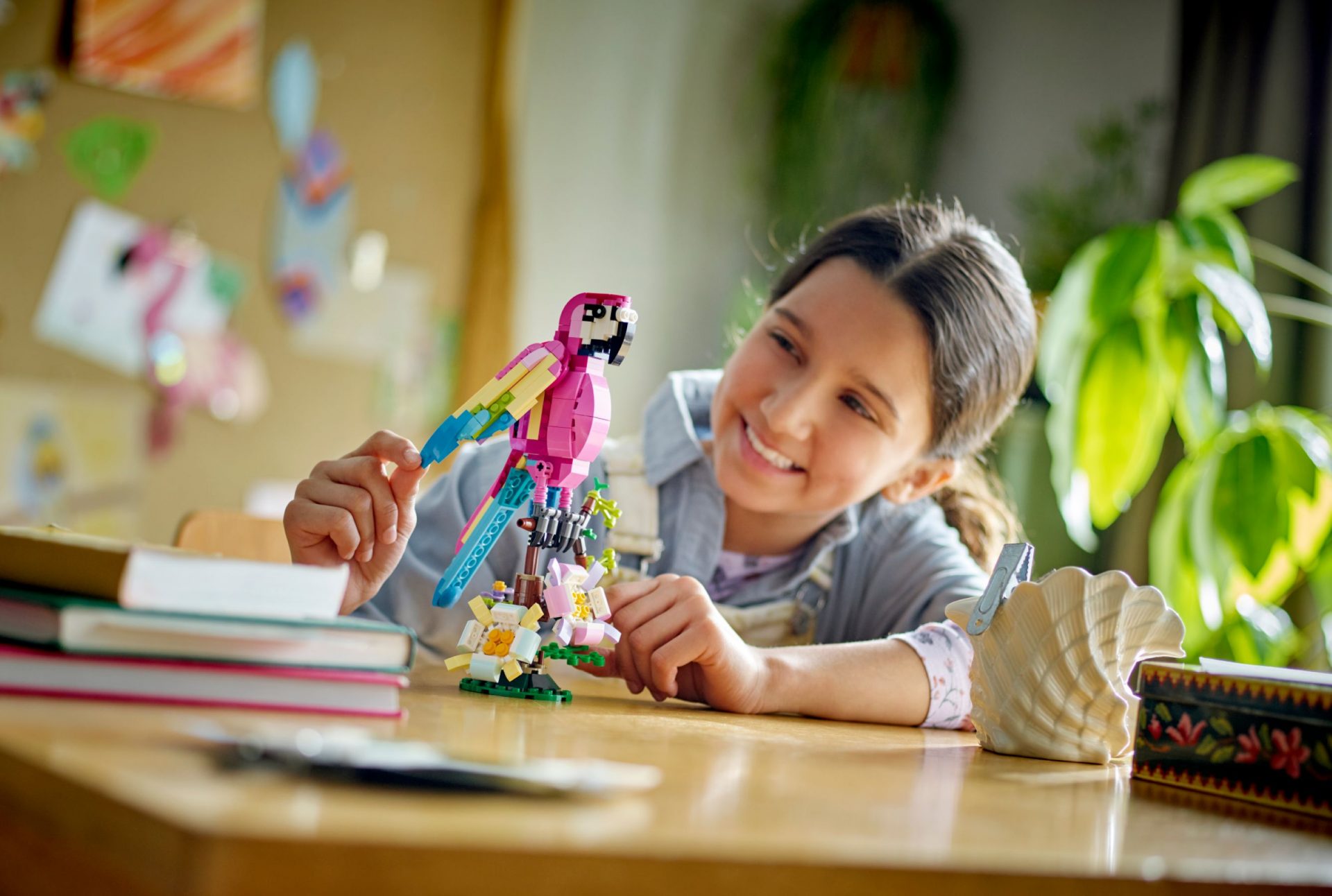 LEGO 31144 Exotischer pinkfarbener Papagei – Bild 8