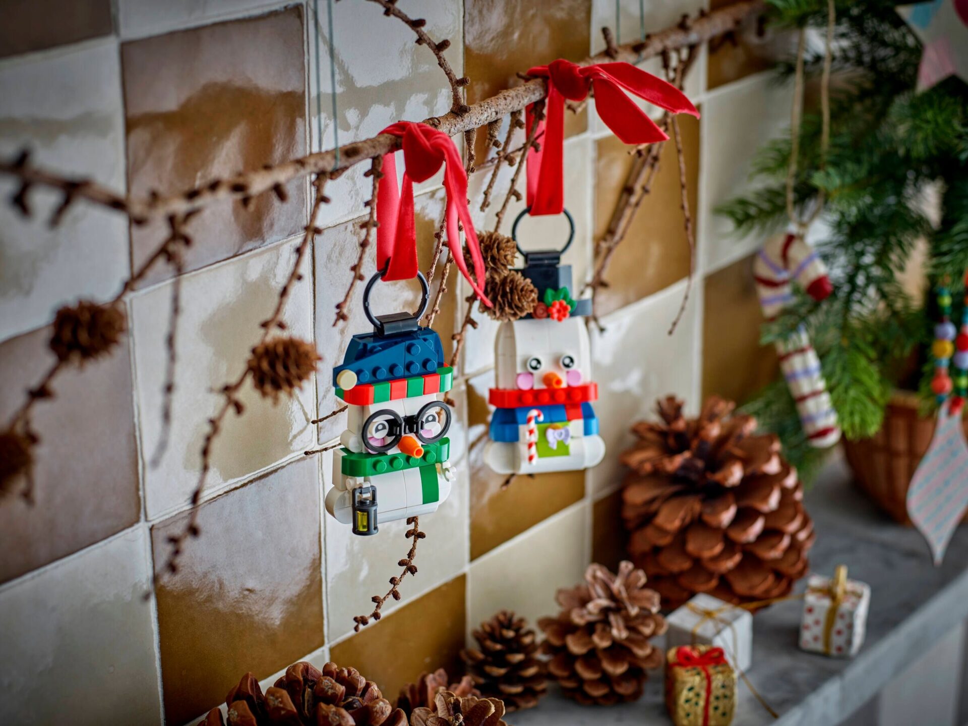 LEGO 40812 Deko-Schneemänner – Bild 5