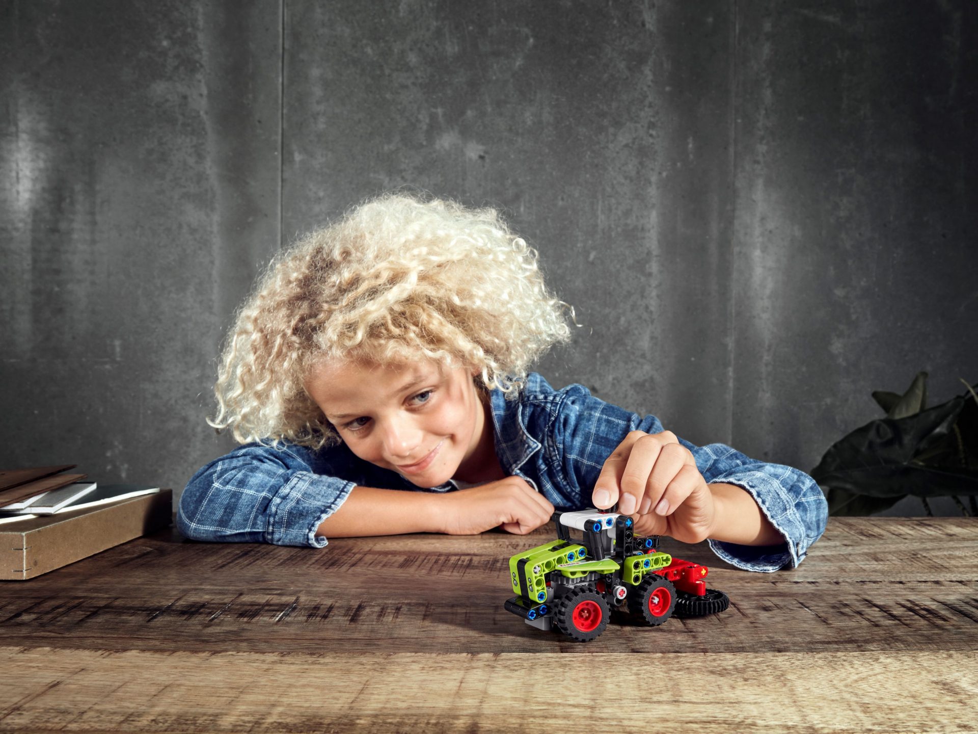 LEGO 42102 Mini CLAAS XERION – Bild 4