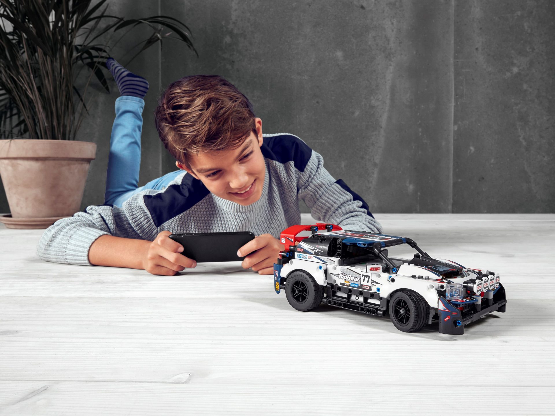 Lego 42109 Top-Gear Ralleyauto mit App-Steuerung legamo