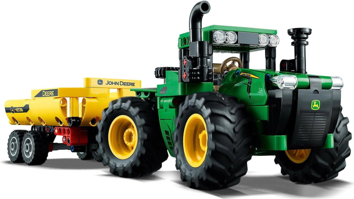 Lego 42136 John Deere 9620R 4WD Tractor
