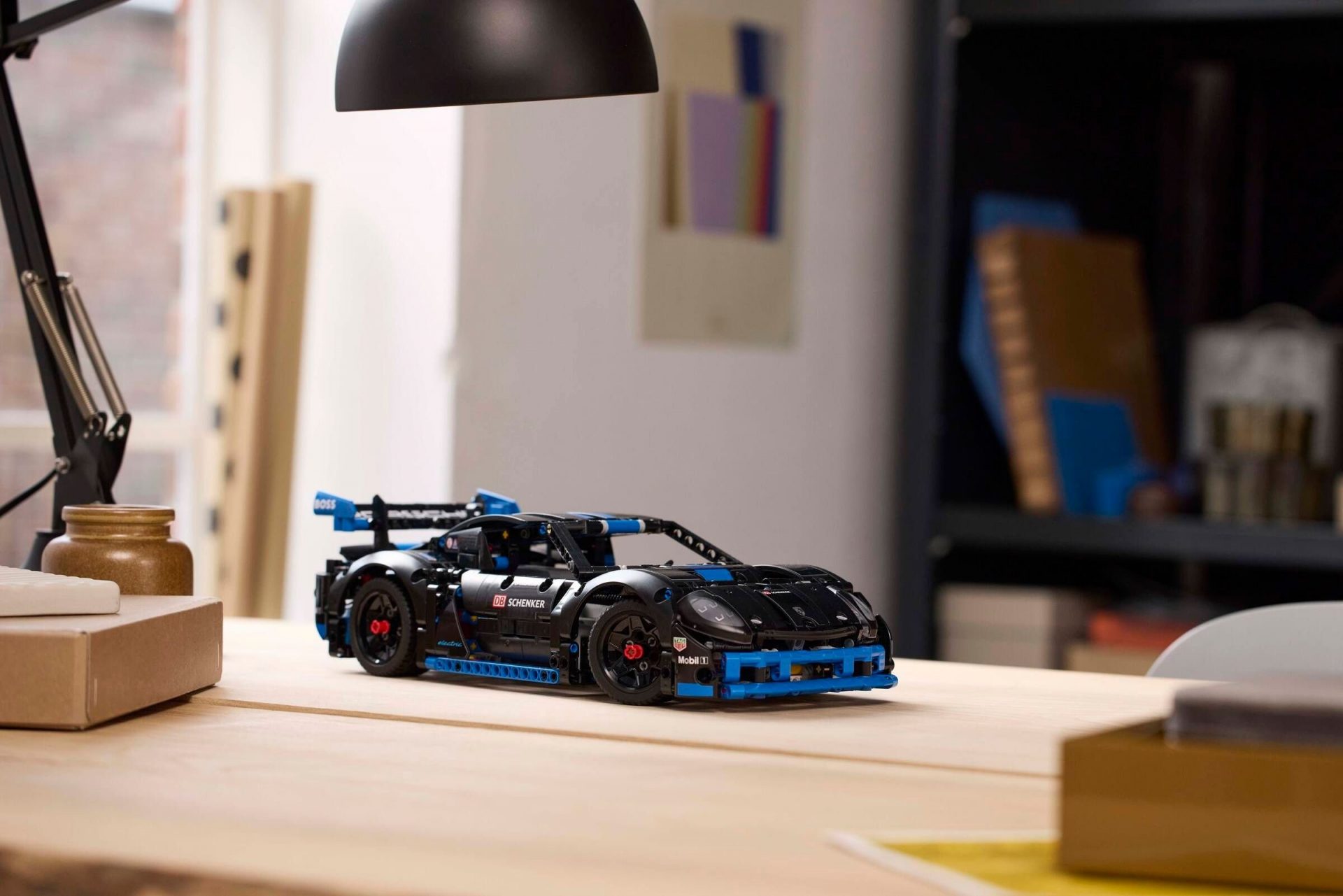 Lego 42176 Porsche GT4 E Performance Rennwagen Legamo