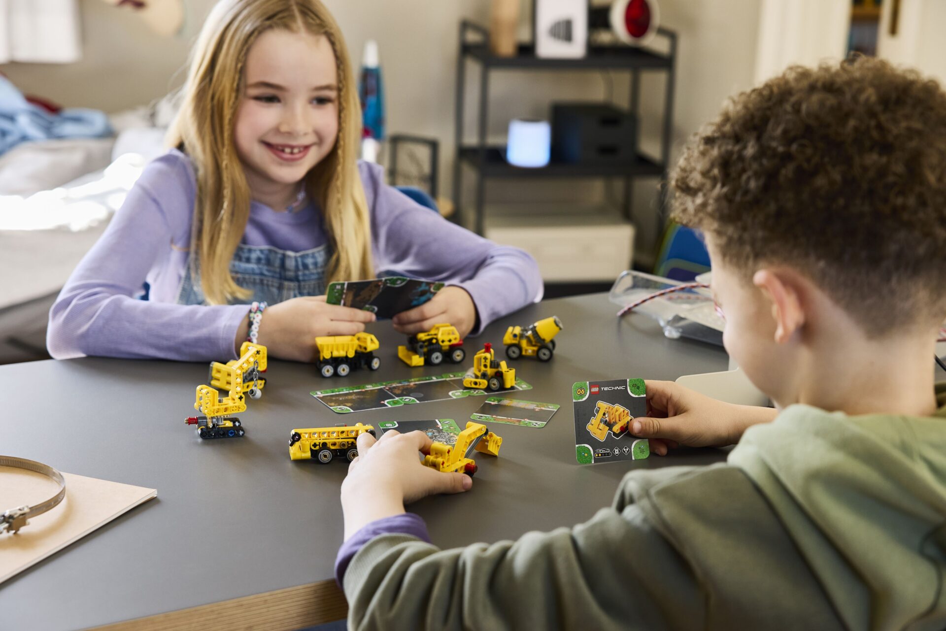 LEGO 42233 Mächtige Maschinen – Bild 6