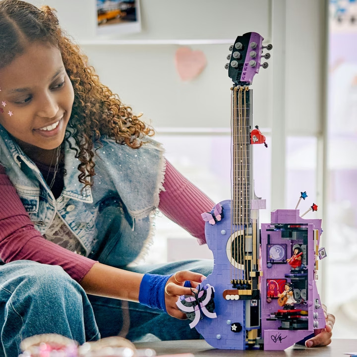 LEGO 43031 Olivia Rodrigos Gitarre – Bild 8