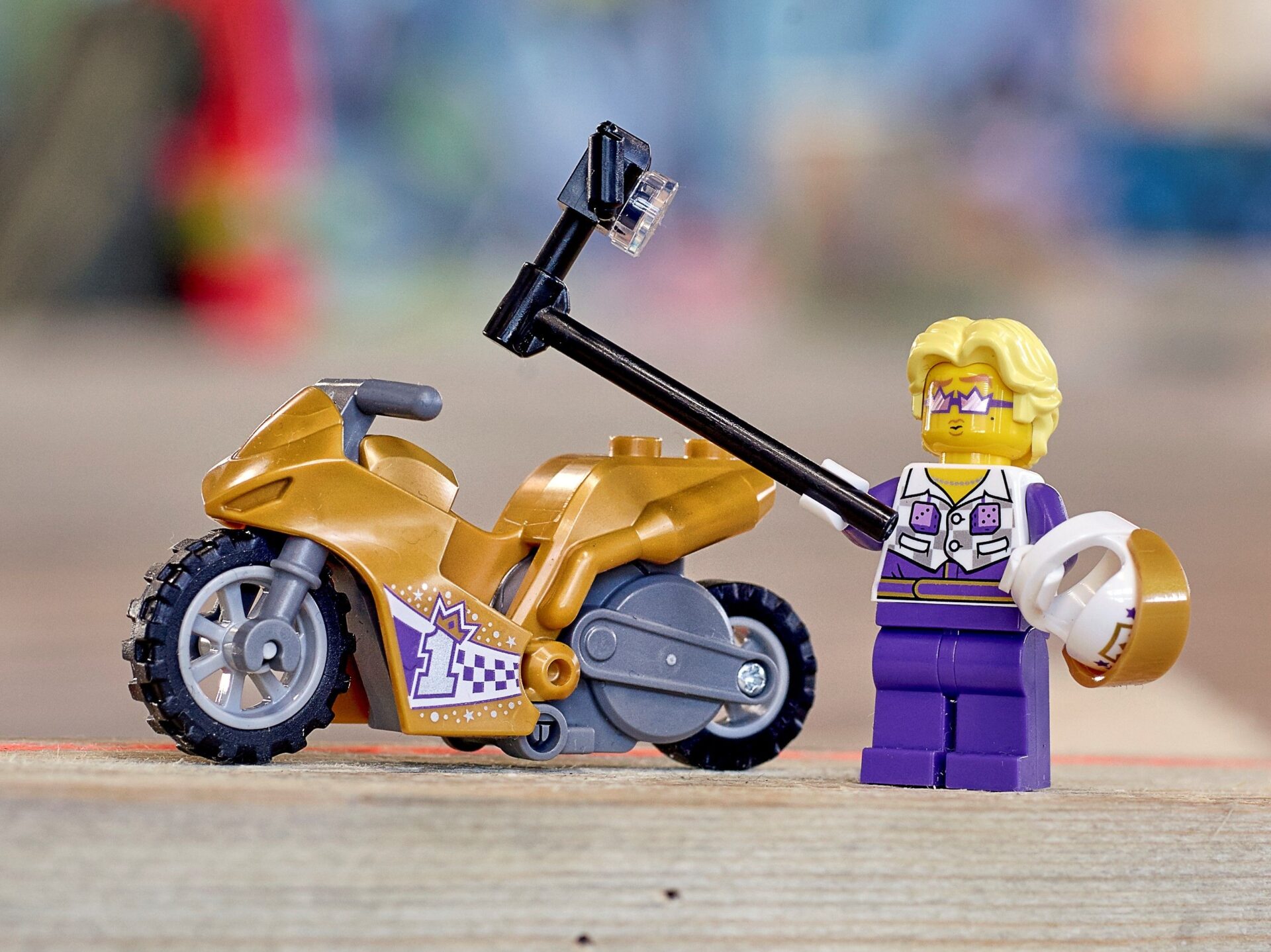 LEGO 60309 Selfie-Stuntbike – Bild 6