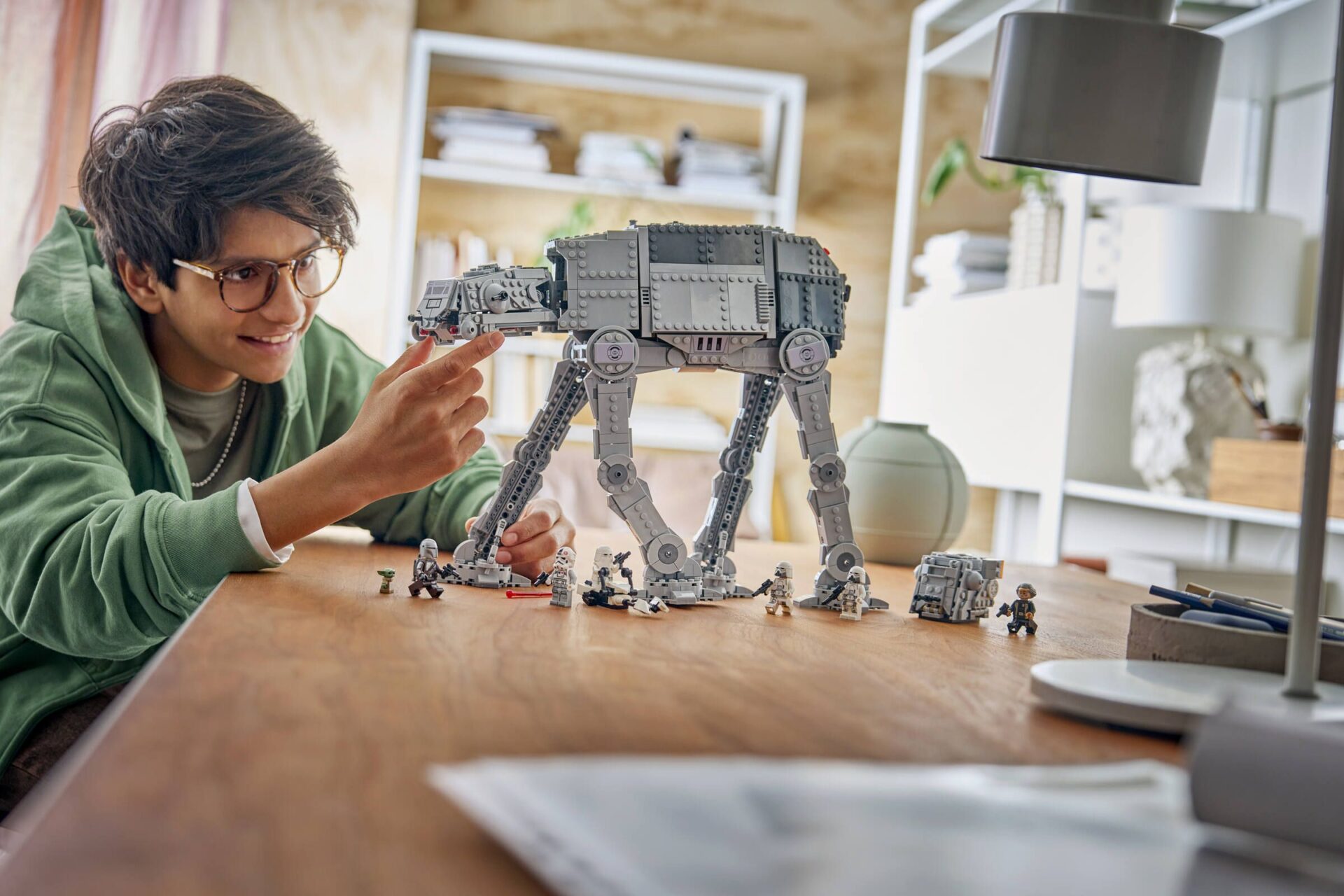 LEGO 75454 AT-AT des Restimperiums mit INT-4 – Bild 8