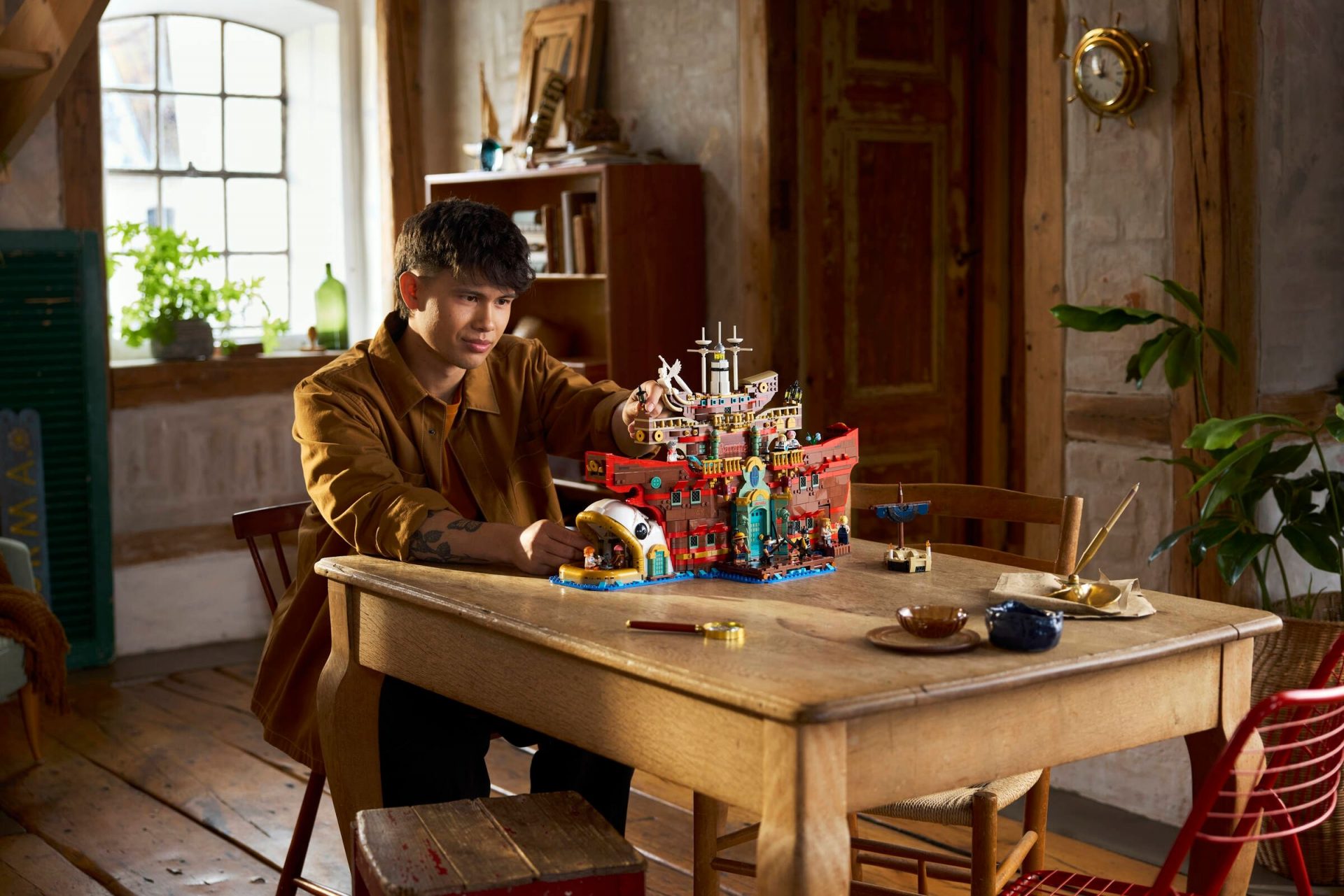 LEGO 75640 Baratié, das Schwimmende Restaurant – Bild 7