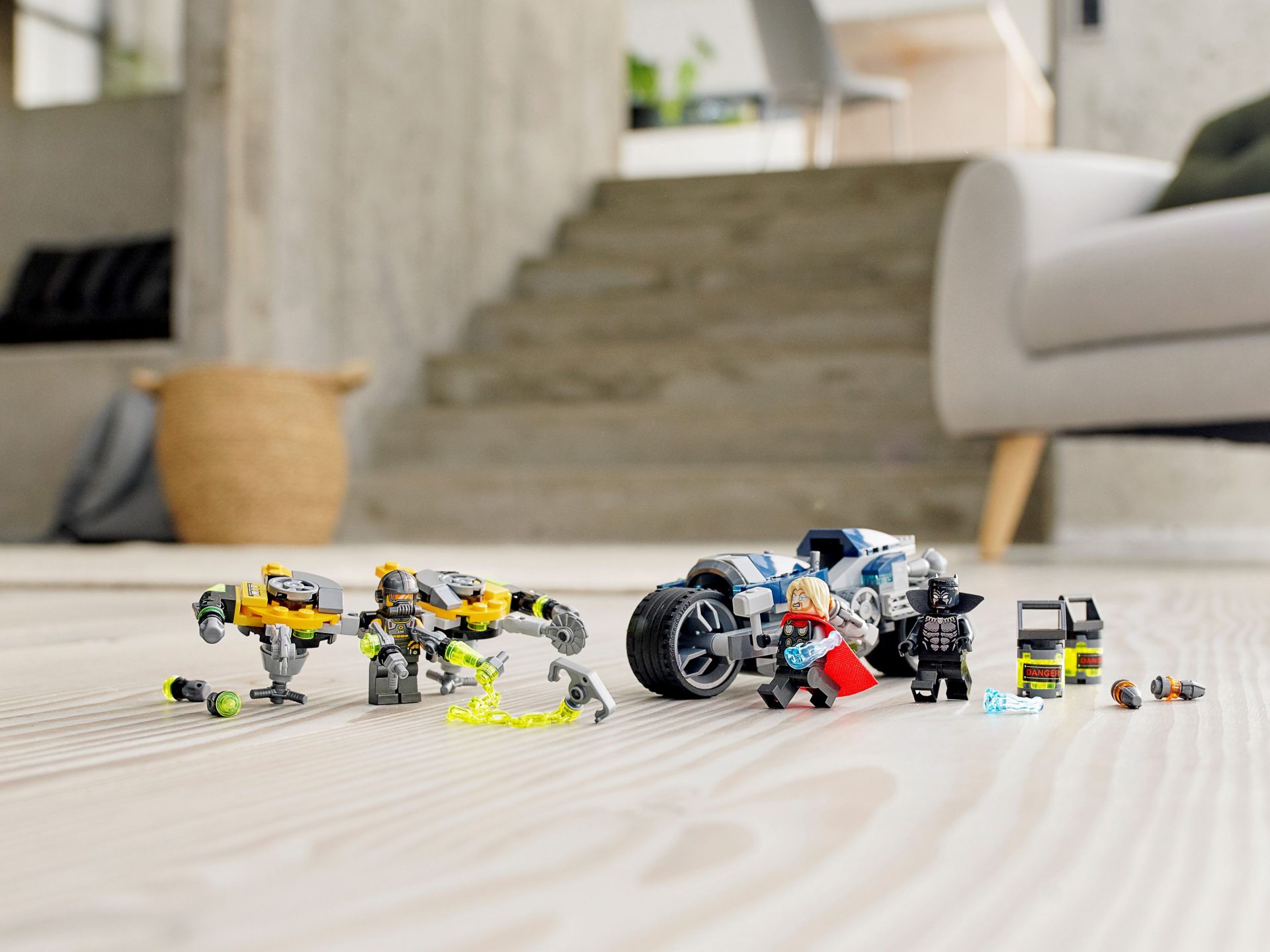 LEGO 76142 Avengers Speeder-Bike Attacke – Bild 9