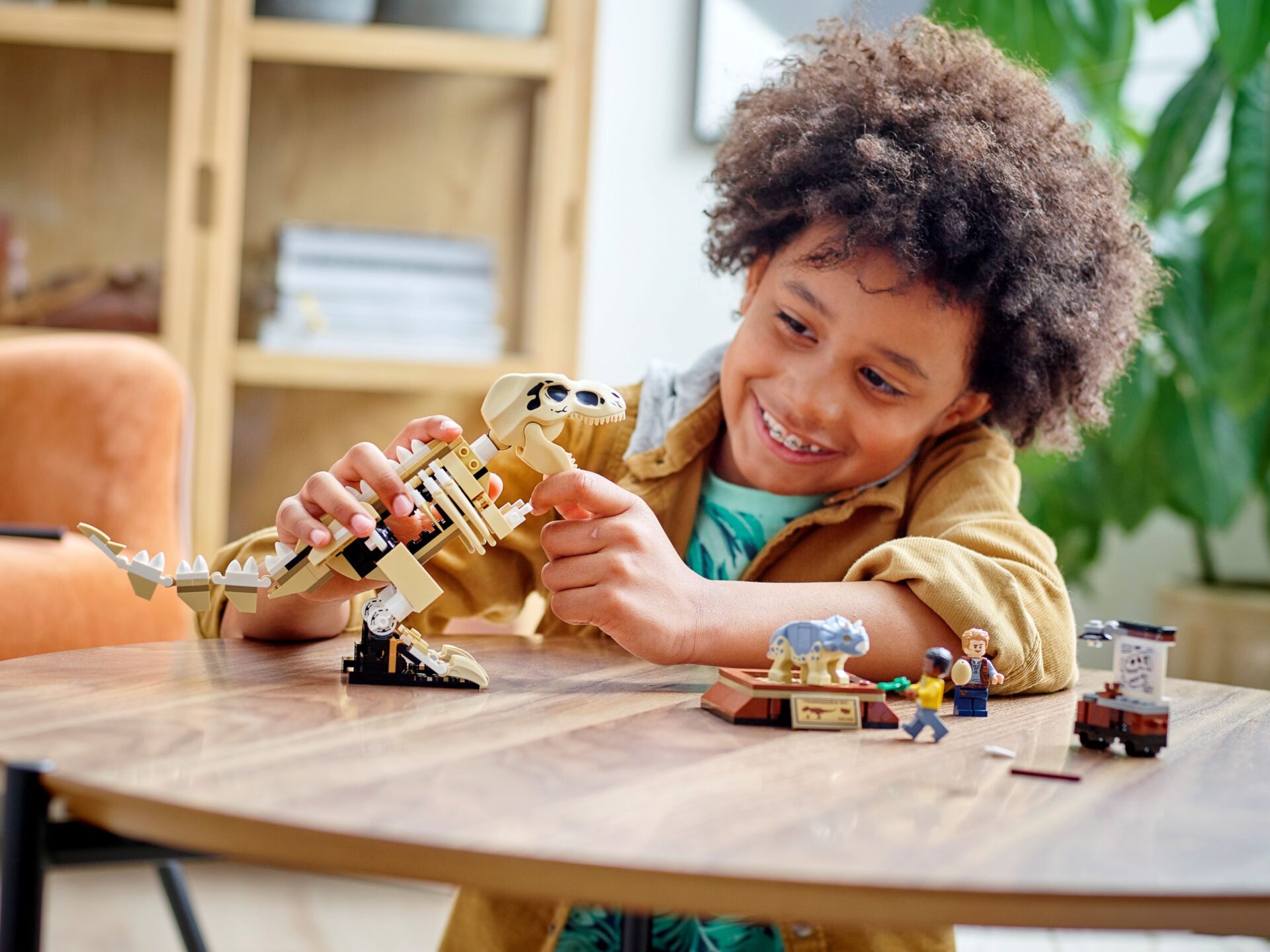 LEGO 76940 T. Rex-Skelett in der Fossilienausstellung – Bild 8